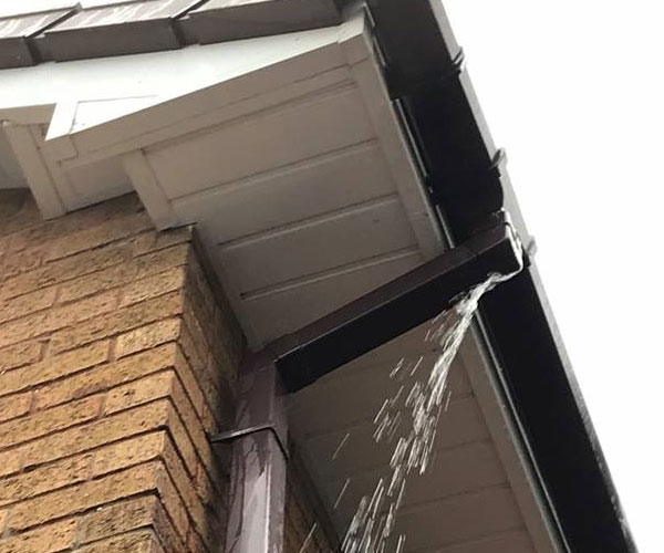 Gutter Cleaning in Plymouth, Gutters Cleaned, Gutter Cleared, Guttering Unblocking & Gutter Clearance covering Plymouth, Saltash, Tavistock and Ivybridge for Excellent Gutter Cleaning prices Domestic Only Gutter Cleaning, Gutters Cleaned, Guttering Unblocking, Gutter Clearance, Plymouth, Plympton, Plymstock, Saltash, Tavistock, Ivybridge, Gutter Clenaing Quote, Domestic Only
